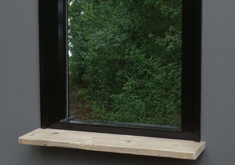 Steigerhouten vensterbank